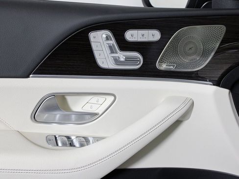 New 2026 Mercedes-Benz GLE 350 4MATIC image 11