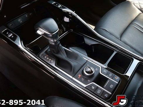 Certified 2023 Kia Sorento SX Prestige AWD/4WD image 24