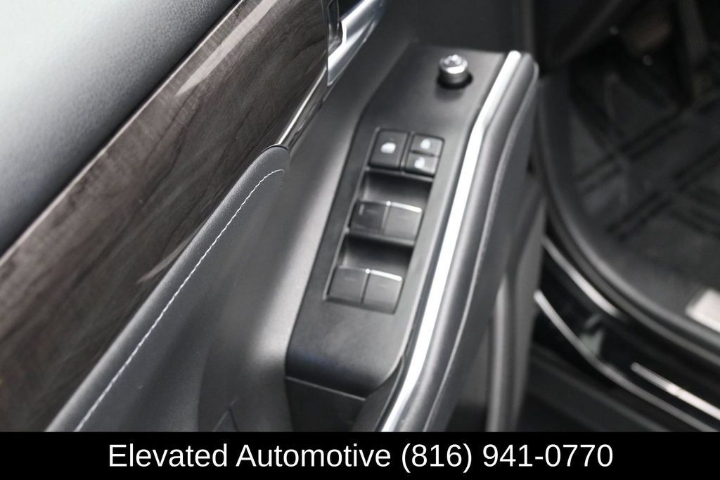 Used 2021 Toyota Highlander Platinum AWD/4WD image 8