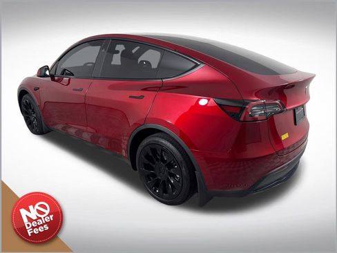 Used 2024 Tesla Model Y Long Range AWD/4WD image 5