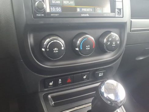 Used 2017 Jeep Patriot High Altitude image 18