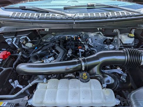 Used 2024 Ford Expedition Platinum AWD/4WD image 25