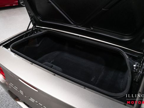 Used 2002 Chevrolet Corvette Convertible w/ Preferred Equipment Group2 image 16