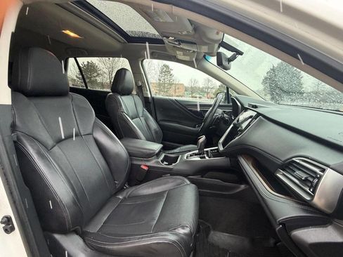 Used 2020 Subaru Outback Limited image 19