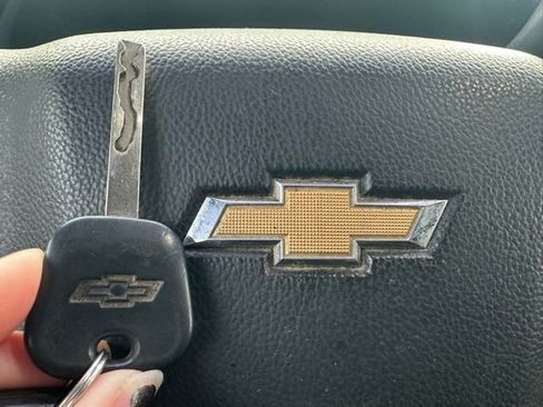 Used 2017 Chevrolet Silverado 2500 W/T w/ Snow Plow Prep Package image 33