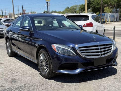 Used 2015 Mercedes-Benz C 300 4MATIC Sedan image 9