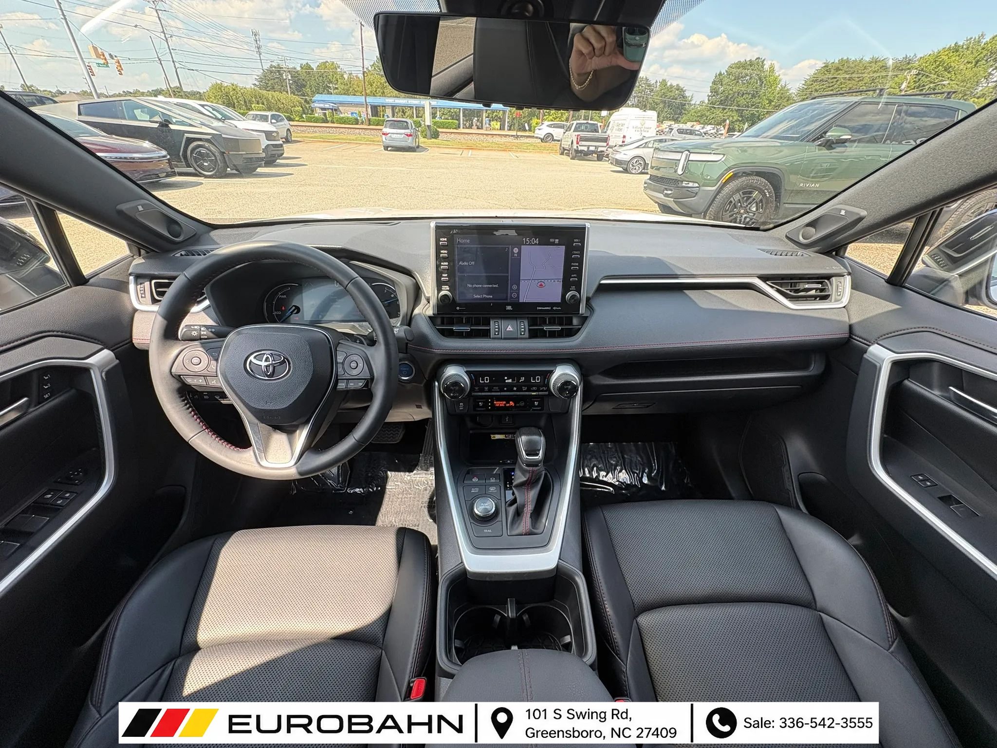 Used 2022 Toyota RAV4 XSE w/ Premium Package AWD/4WD image 18
