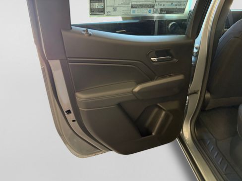 New 2026 Chevrolet Colorado LT RWD image 20