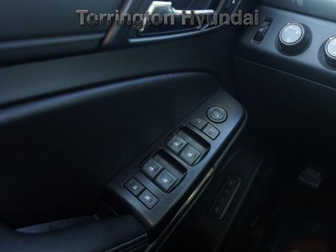 Used 2018 Chevrolet Tahoe LT image 21