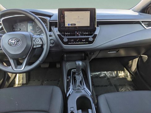 Used 2025 Toyota Corolla SE FWD image 15