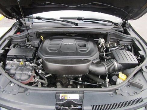 Used 2017 Jeep Grand Cherokee Altitude image 9