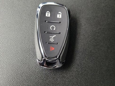 Used 2024 Chevrolet Equinox LT FWD image 32
