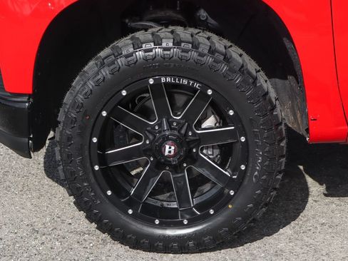 Used 2020 Chevrolet Silverado 1500 LT Trail Boss AWD/4WD image 52