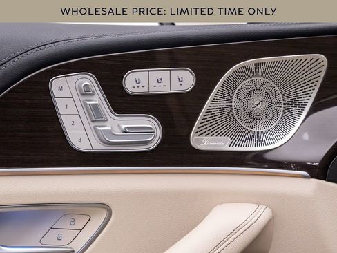 Used 2024 Mercedes-Benz GLS 450 4MATIC image 13