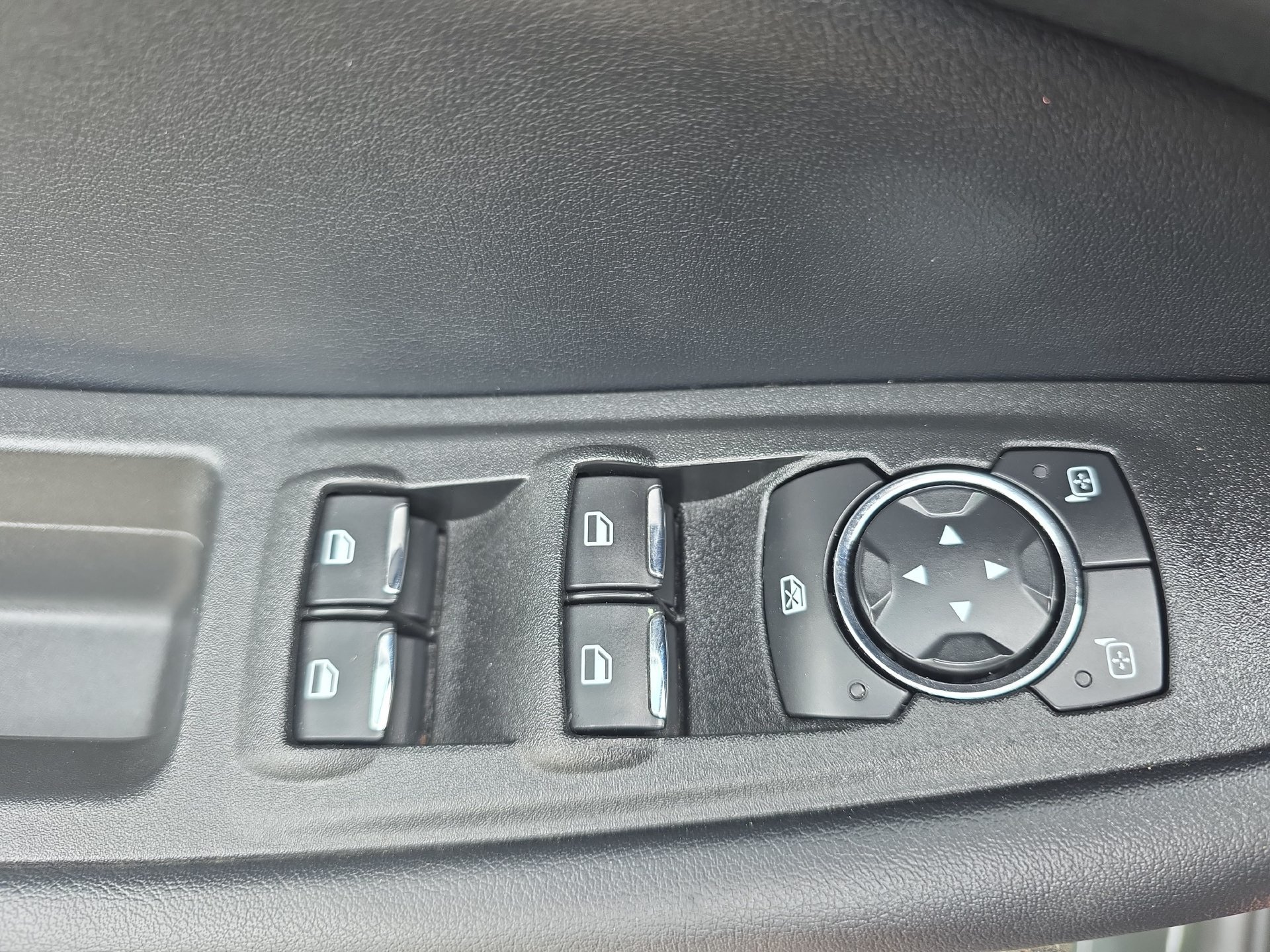 Used 2022 Ford Edge SEL w/ Convenience Package AWD/4WD image 26