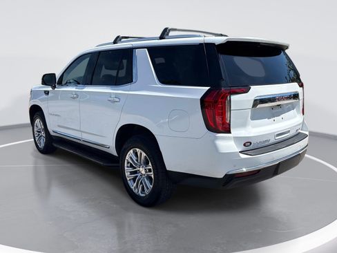 Used 2023 GMC Yukon SLT w/ SLT Premium Package AWD/4WD image 6