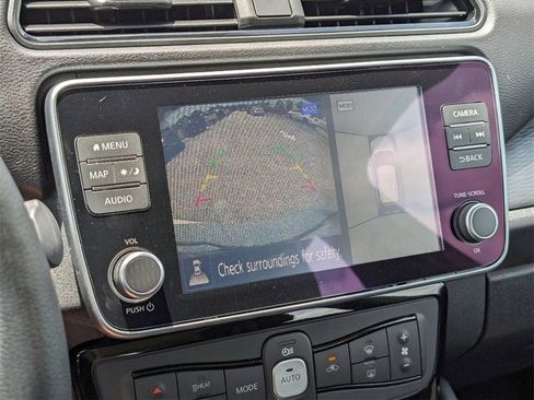 Certified 2024 Nissan Leaf SV Plus image 25