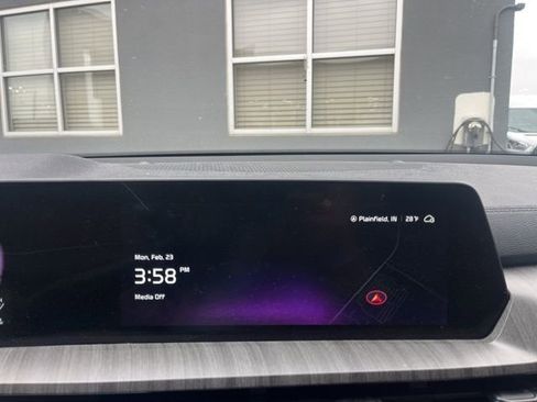 Used 2023 Kia Telluride EX w/ EX Captain's Chair Package image 34