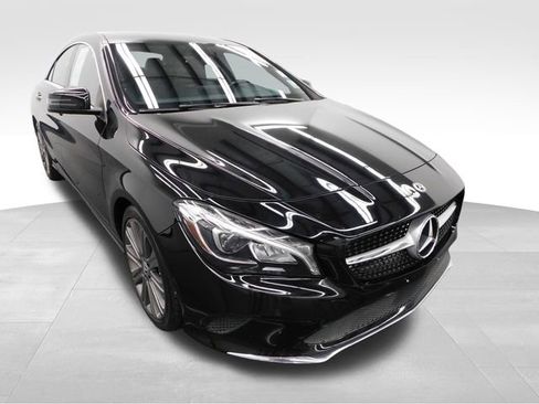 Used 2019 Mercedes-Benz CLA 250 4MATIC w/ Premium Package image 2