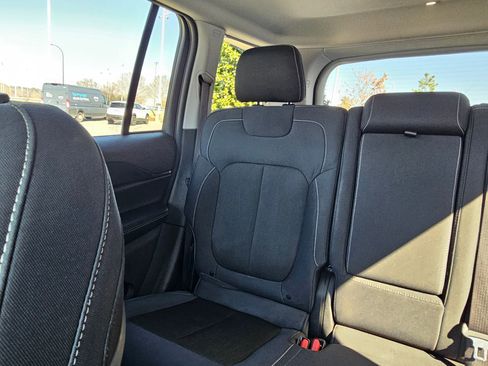 Used 2024 Jeep Grand Cherokee Laredo image 25