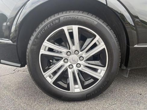 Certified 2024 Cadillac Lyriq Tech w/ Driver Assist Package AWD/4WD image 17