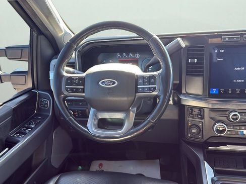 Used 2023 Ford F250 Lariat w/ Sport Appearance Package AWD/4WD image 9