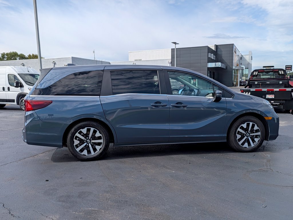 Used 2025 Honda Odyssey EX-L image 9