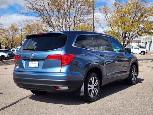 Used 2018 Honda Pilot EX image 3