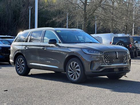New 2026 Lincoln Aviator AWD image 1