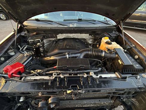 Used 2014 Ford F150 FX4 w/ Equipment Group 402A Luxury image 24