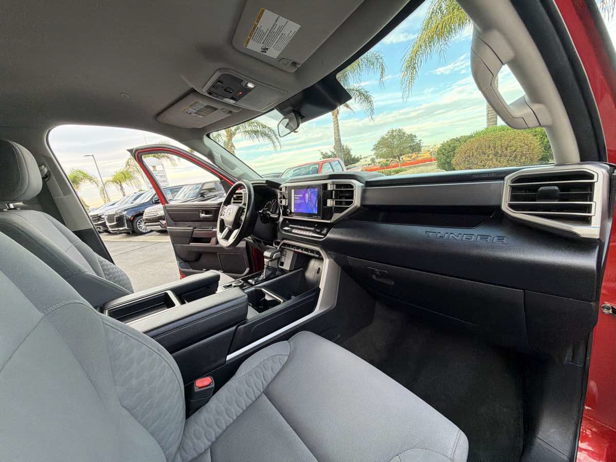 Used 2022 Toyota Tundra SR5 AWD/4WD image 24