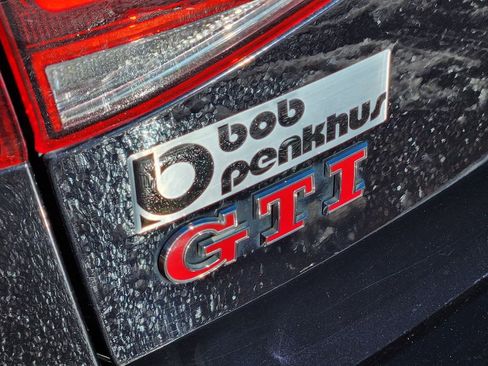 Used 2017 Volkswagen GTI Autobahn image 30