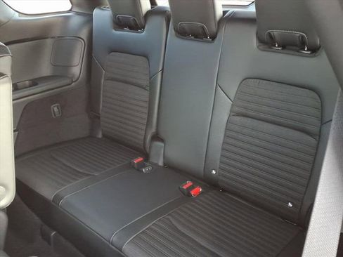 New 2026 Nissan Pathfinder SV image 29