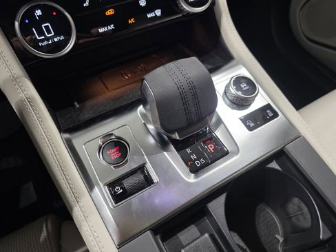 New 2026 Jaguar F-PACE R-Dynamic S image 18