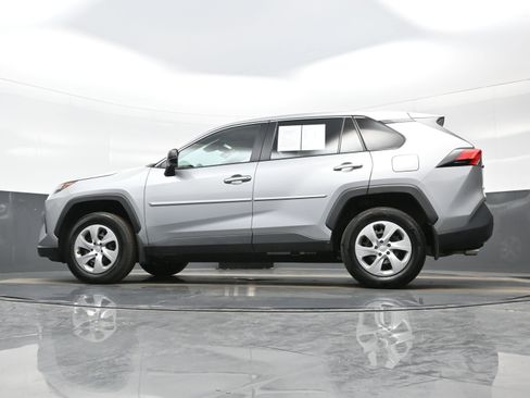 Used 2023 Toyota RAV4 LE image 27
