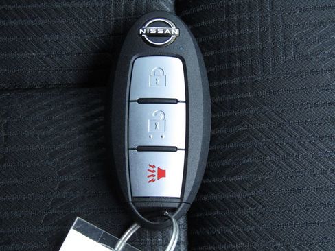Used 2024 Nissan Titan PRO-4X w/ Pro-4x Utility Package AWD/4WD image 36