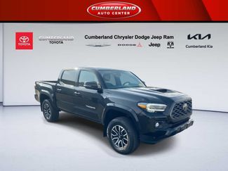 Used 2023 Toyota Tacoma TRD Sport video 1