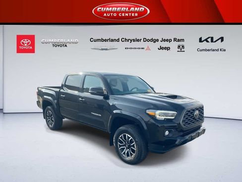 Used 2023 Toyota Tacoma TRD Sport image 1