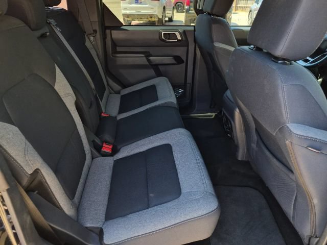 Used 2025 Ford Bronco Big Bend AWD/4WD image 17