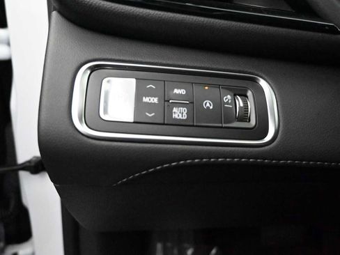 Used 2026 Buick Enclave Avenir w/ Super Cruise Package AWD/4WD image 20