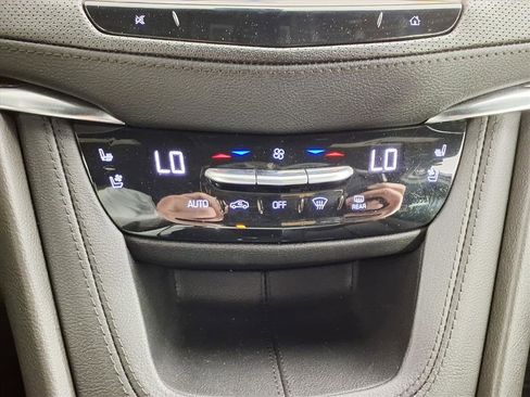 Certified 2022 Cadillac XT5 Premium Luxury w/ Technology Package image 20