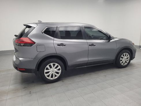 Used 2018 Nissan Rogue S image 10