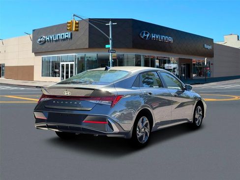New 2026 Hyundai Elantra SEL Sport Premium w/ Cargo Package FWD image 7