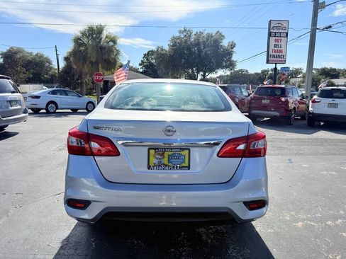 Used 2016 Nissan Sentra S FWD image 5