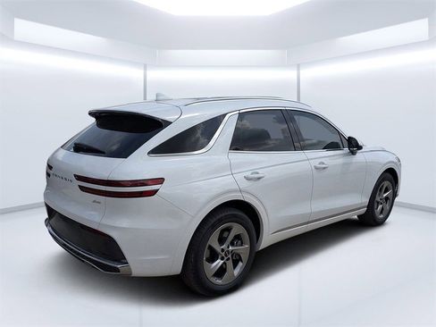 New 2026 Genesis GV70 2.5T Select image 3