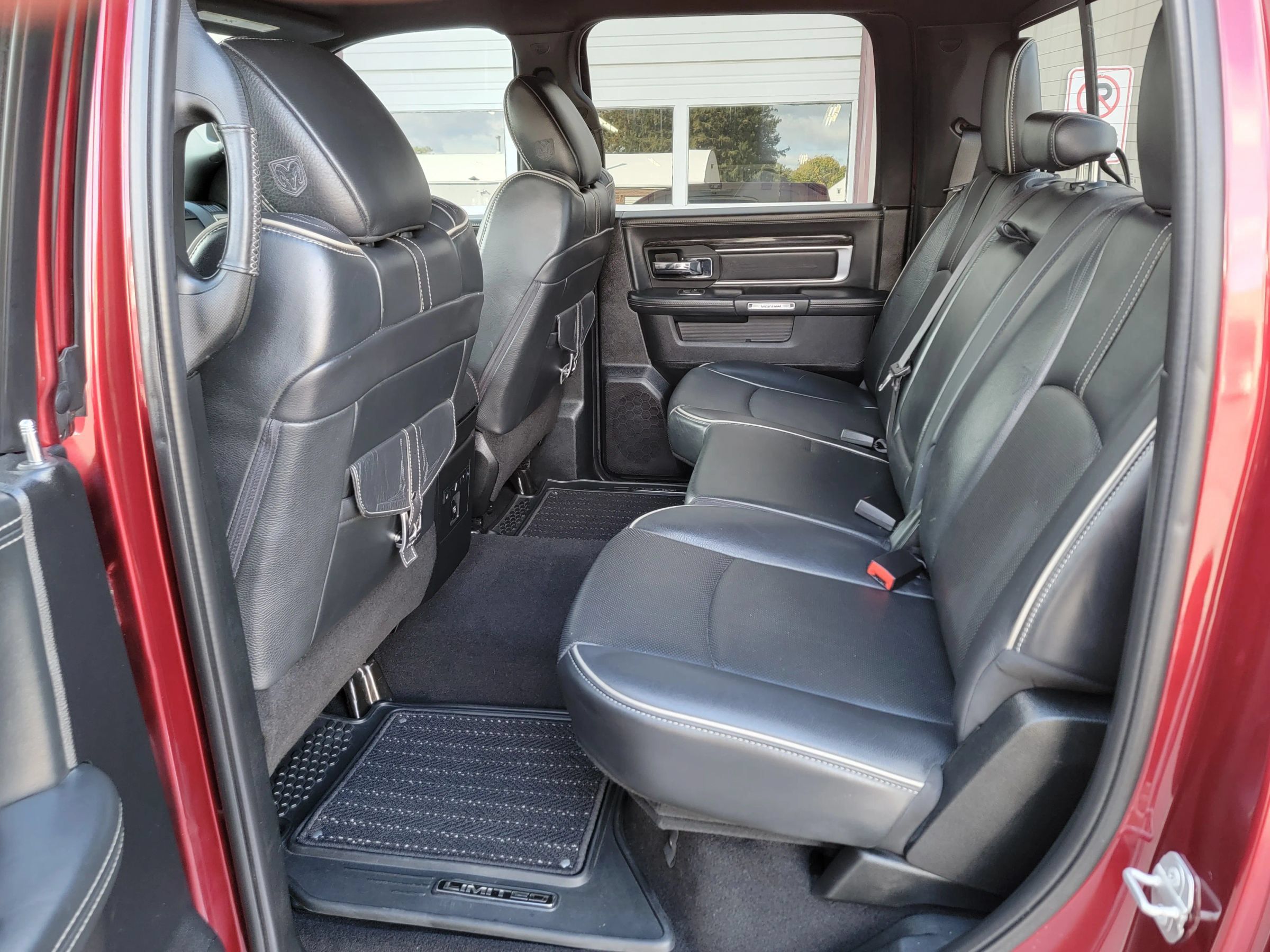 Used 2018 RAM 1500 Limited AWD/4WD image 15