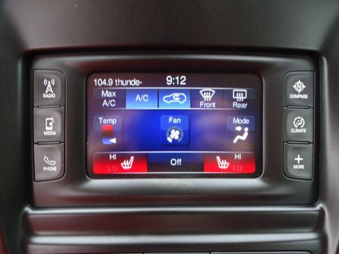 Used 2016 Chrysler 200 Limited Sedan FWD image 23