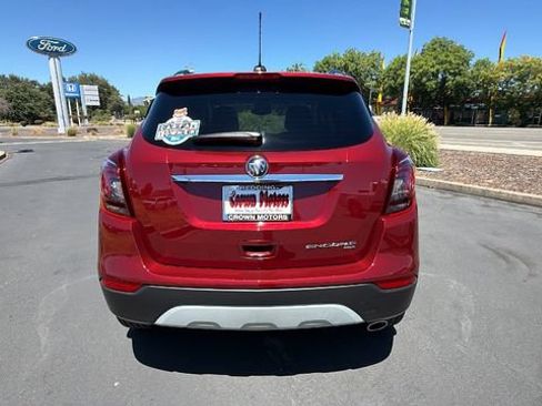 Used 2022 Buick Encore Preferred w/ Safety Package AWD/4WD image 5