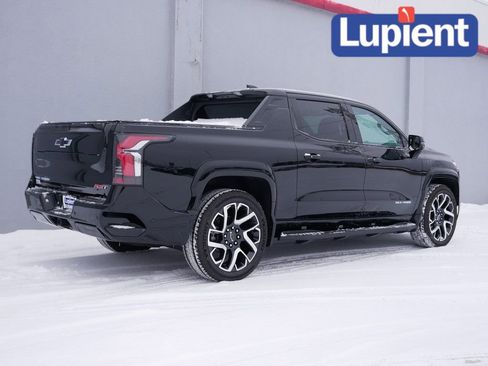 Used 2024 Chevrolet Silverado EV RST image 3