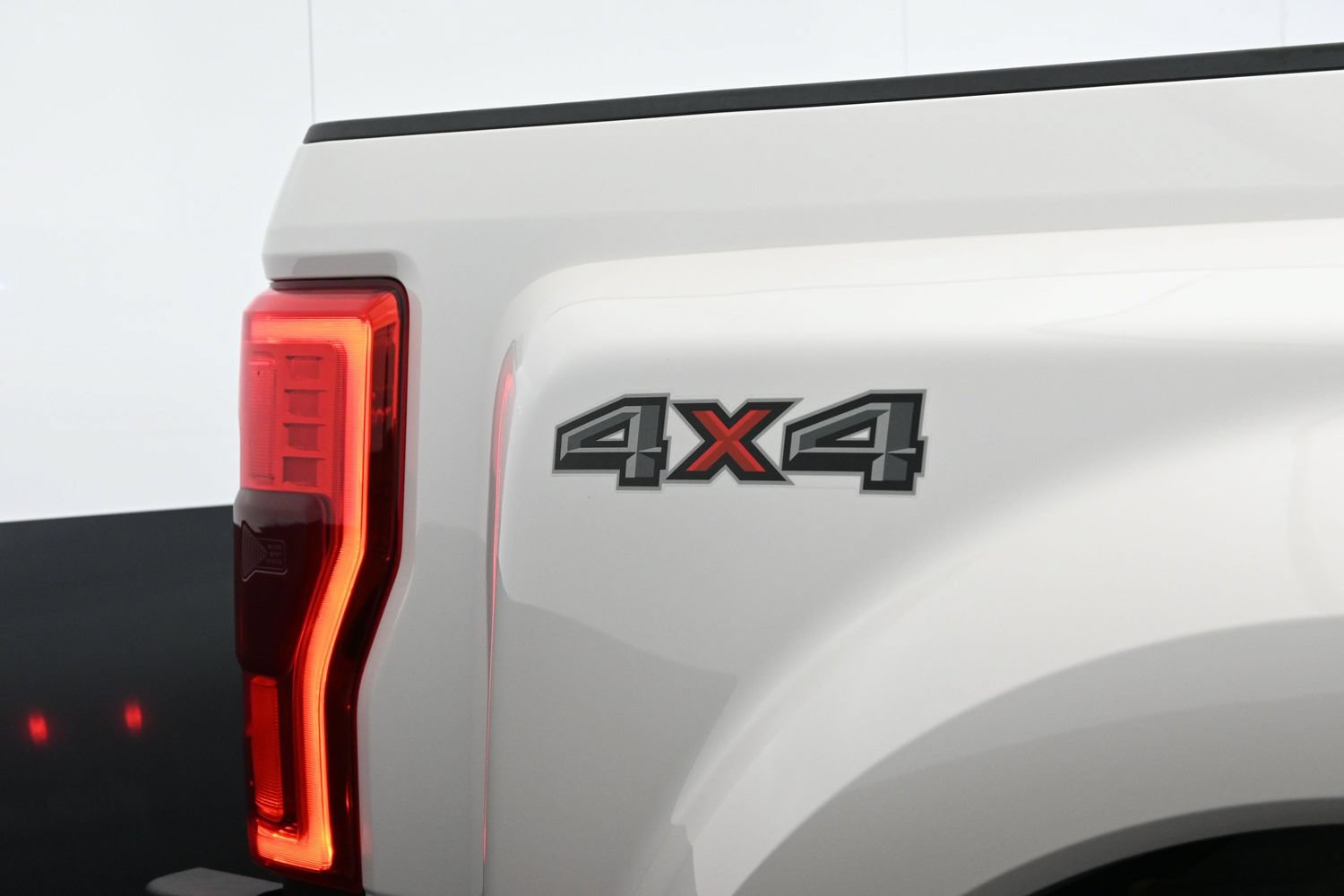 Used 2018 Ford F450 Limited AWD/4WD image 47